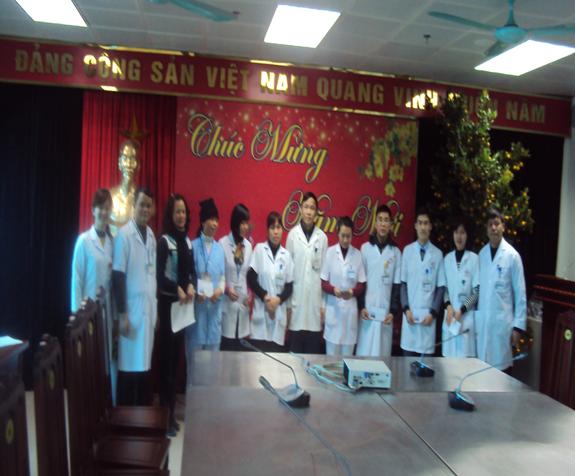 79king12 Bệnh viện đa khoa tỉnh Bắc Ninh tổ chức gặp mặt và tặng quà các gia đình có hoàn cảnh khó khăn nhân dịp Tết nguyên đán Bính Thân 2016 